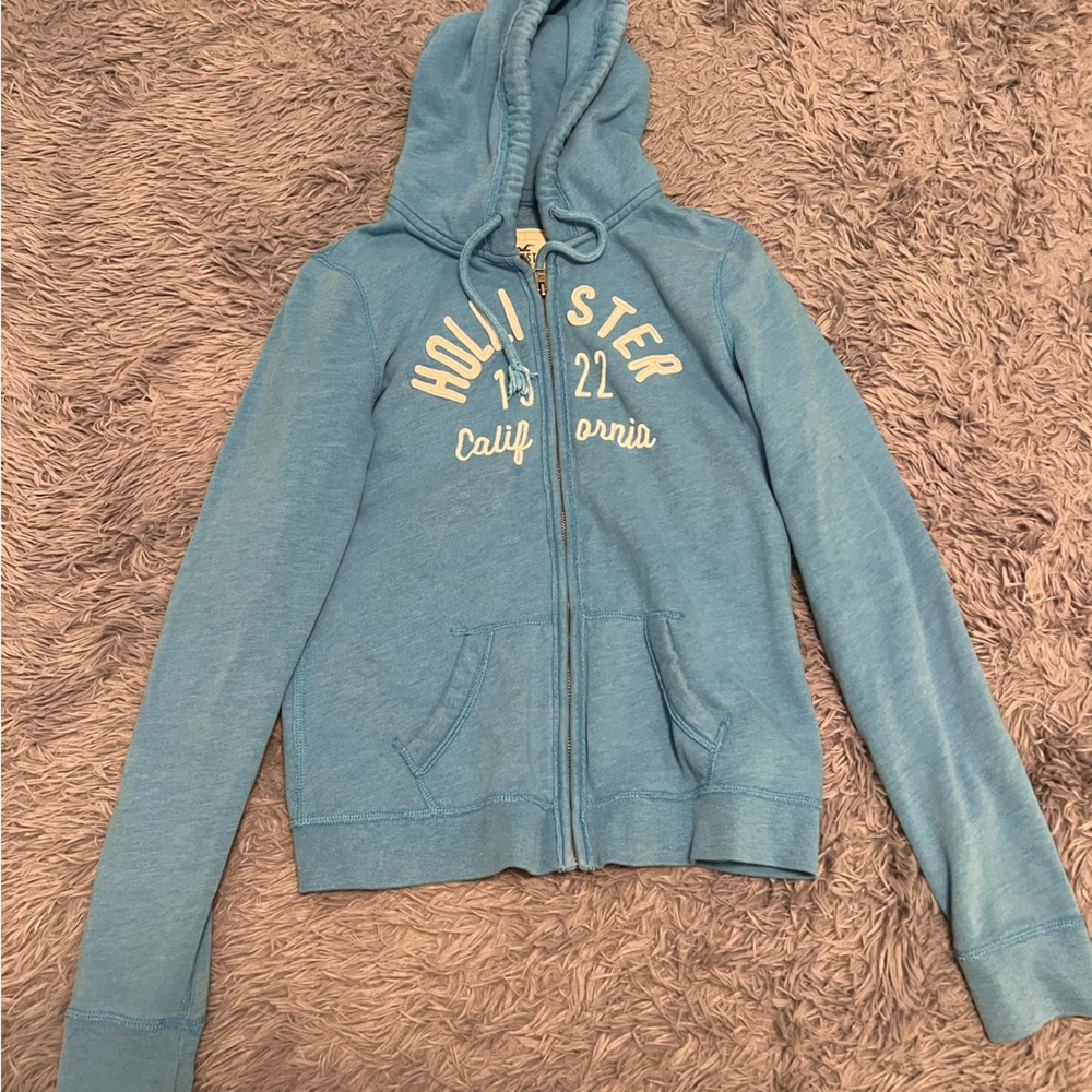 blue hollister hoodie